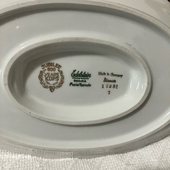 Vintage Edelstein Bavarian Maria Theresia Bianca Pattern 80 yr Anvsry Gravy Bowl - Picture 13 of 14